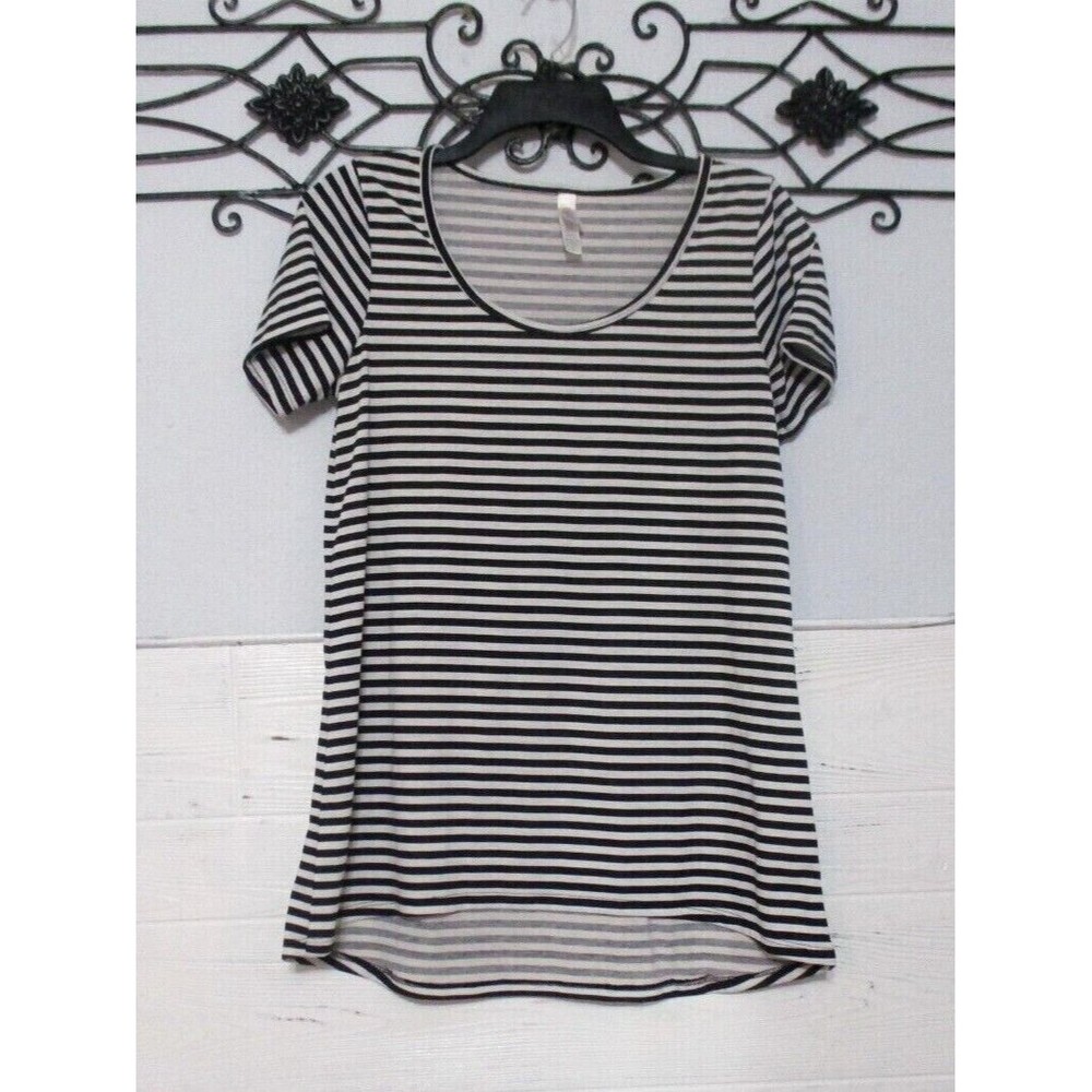 Lularoe Women's Top Size S Short Sleeve Multicolored Striped Round Neck
